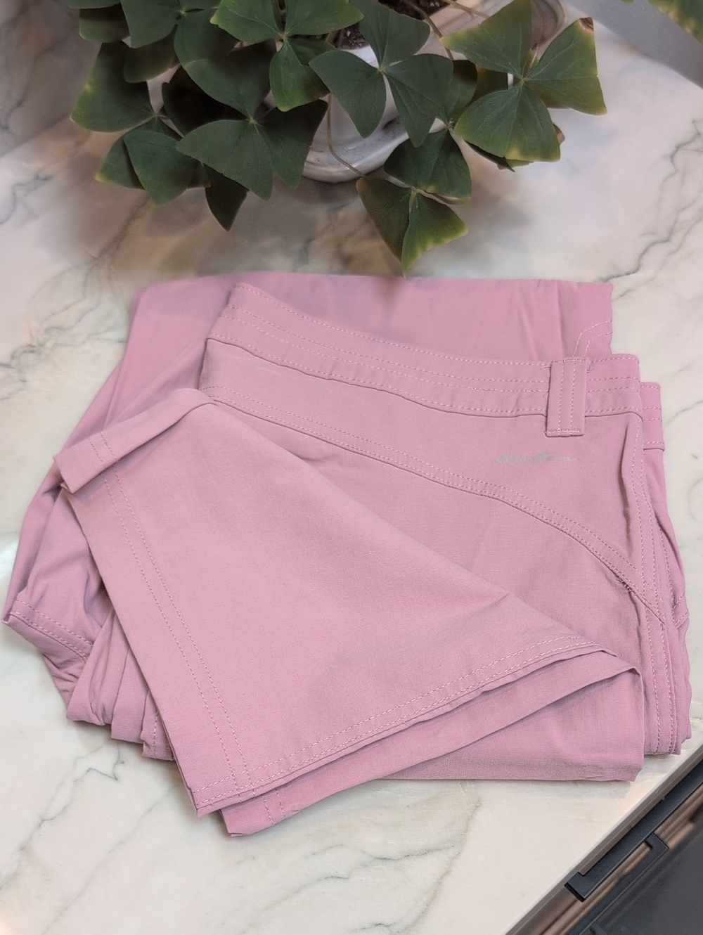 Eddie Bauer Straight Leg Pants in Light Pink